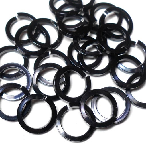 18swg (1.2mm) 3/16in. (5.0mm) ID Square Wire Anodized Aluminum Jump Rings - Black