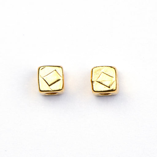 5mm Cube Bead with Diamond - Gold Plate