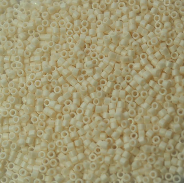 5 Grams of 11/0 Miyuki DELICA Beads - Matte Opaque Bisque White AB