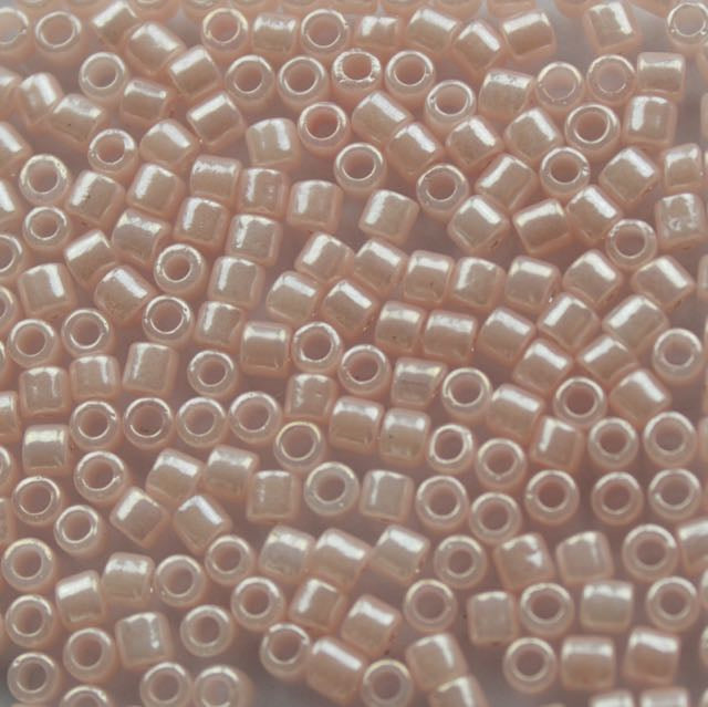 8/0 Miyuki DELICA Beads - Baby Pink Ceylon