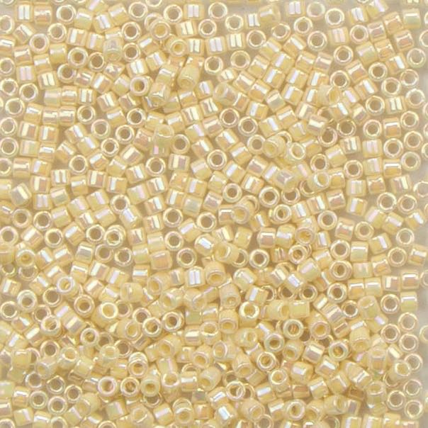 10/0 Miyuki DELICA Beads - Opaque Cream AB
