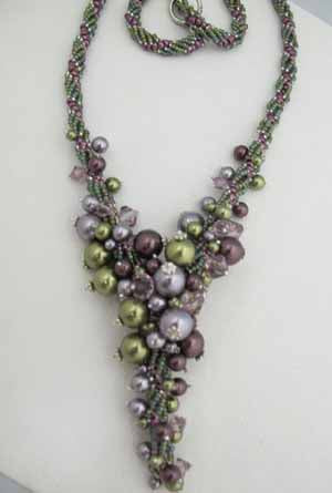 Trailing Pearls, Necklace