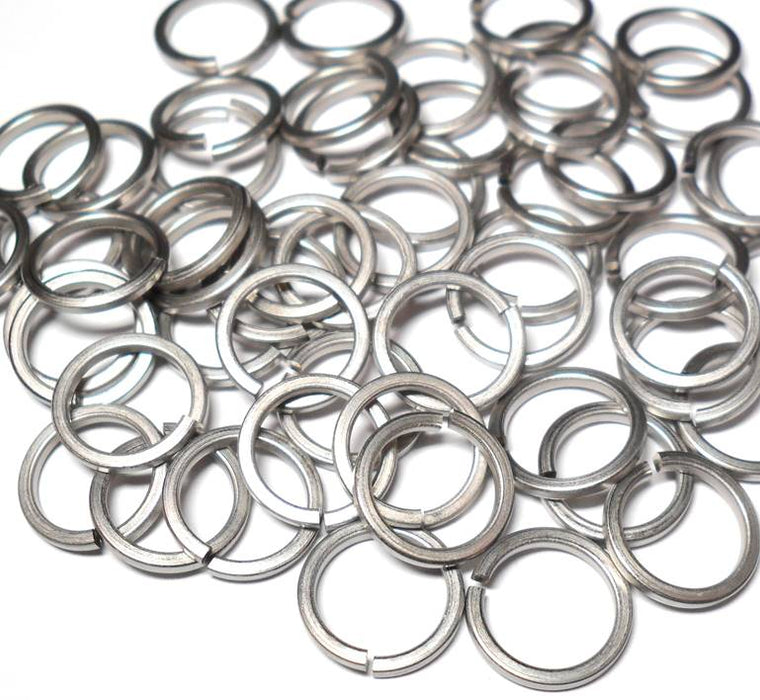 18swg (1.2mm) 19/64in. (7.54mm) ID Square Etched Titanium Jump Rings