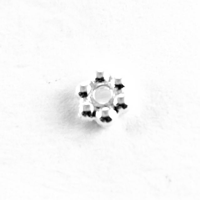 3mm HEISHA Beads (0.5mm ID) - Silver Plate