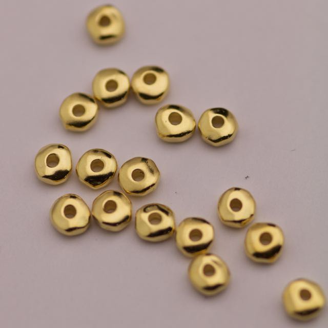 5mm NUGGET HEISHA Beads (1.25mm ID) - Gold Plate