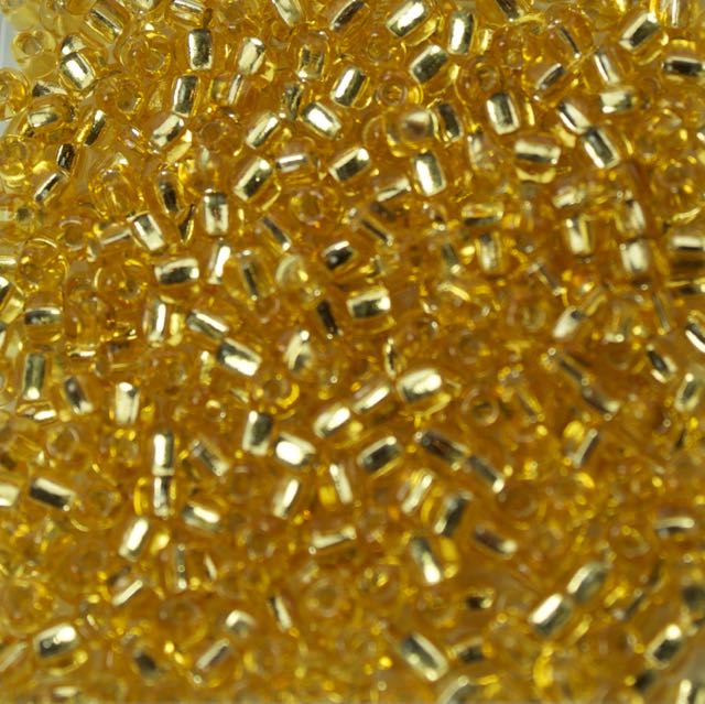 Miyuki 8/0 TRIANGLE Beads - Silverlined Gold