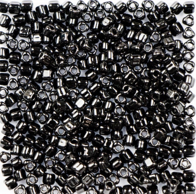 Miyuki 8/0 TRIANGLE Beads - Black