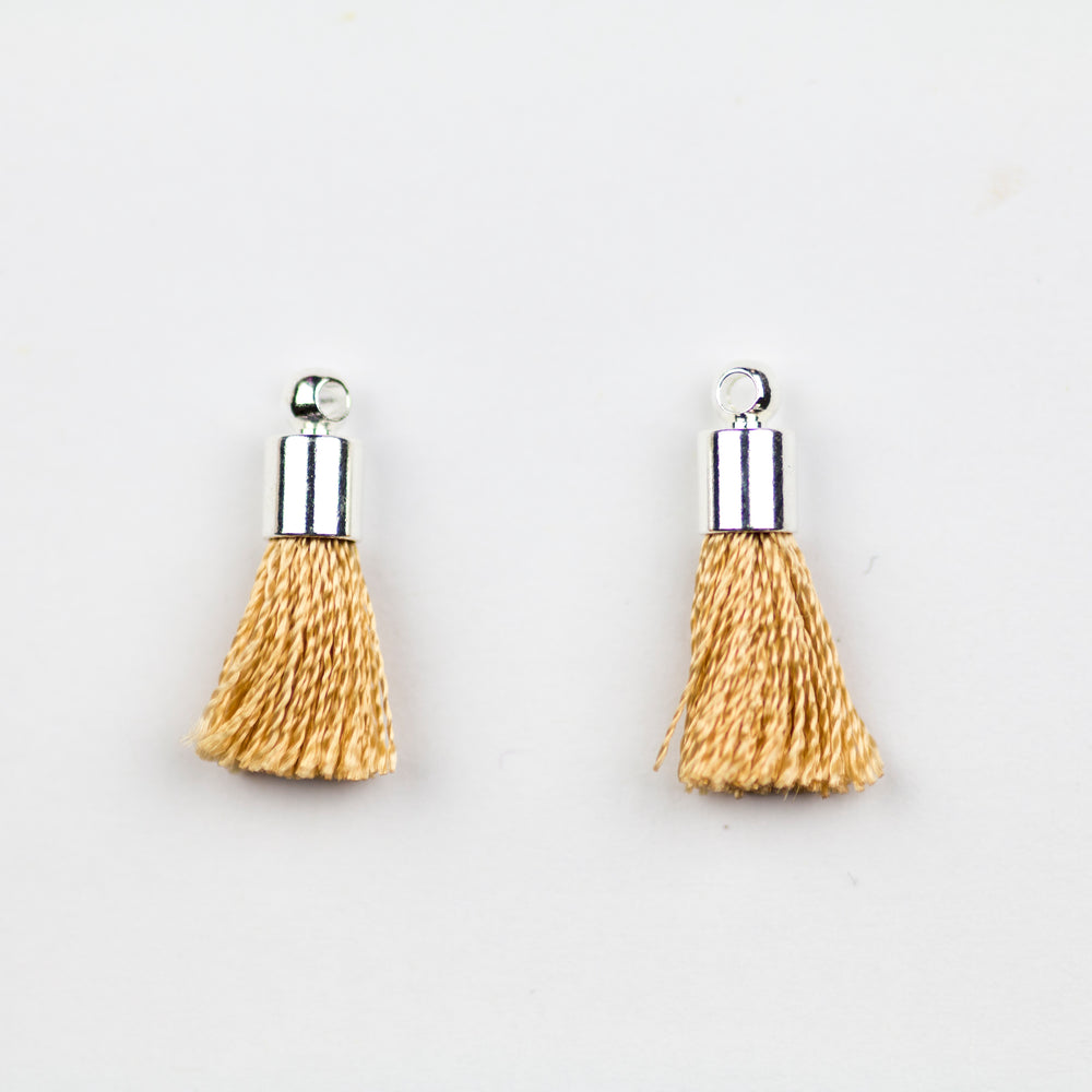 17-20mm Tassel with Silver Cap - Beige